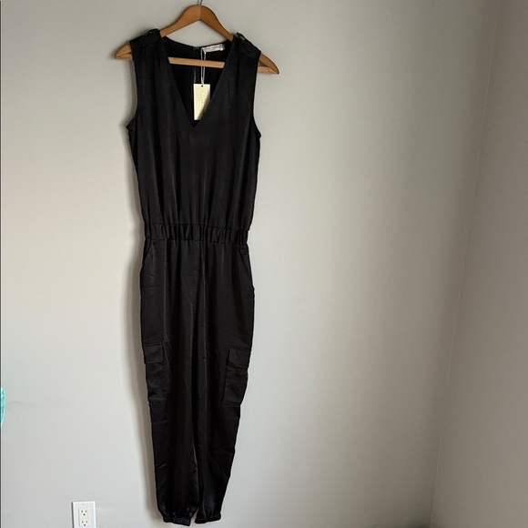 NEW RAMY BROOK Melissa V-Neck Jumpsuit XS - Picture 2 of 12